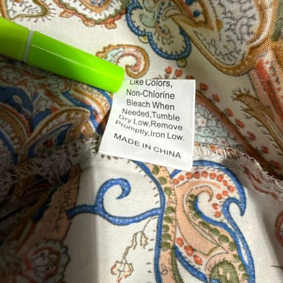 Boho Paisley Print Sleeveless Blouse – Size M - Picture 5 of 5